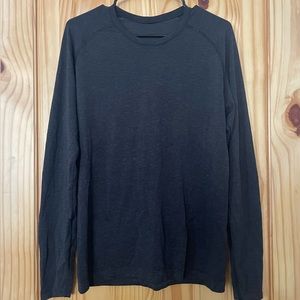 Lululemon workout longsleeve